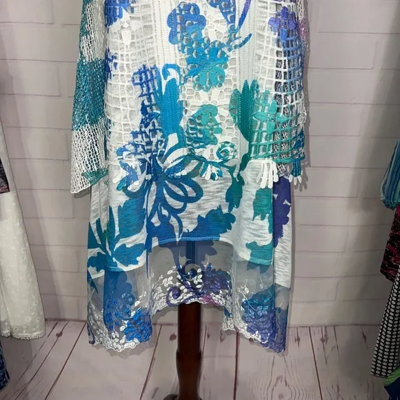 👗NWOT  |•CUPIO•| Crochet Floral Dress/Tunic Size Medium - Picture 8 of 10